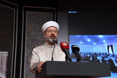 Diyanet İşleri Başkanı Erbaş: Hac organizasyonumuz İslam ülkelerine örneklik teşkil ediyor