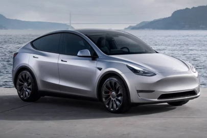 Elektrikli araba pazarına yeni bir soluk: Tesla'nın en ucuz otomobili Model Y Türkiye'de!