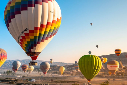 Kapadokya'da 185 bin turist balon turuna katıldı