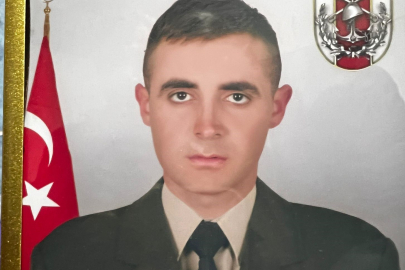 Pençe-Kilit operasyonu bölgesinde mevziye yıldırım düşmesi sonucu bir asker şehit oldu