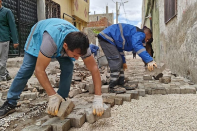 Şanlıurfa'nın Eyyübiye ilçesinde altyapı çalışmaları sürüyor