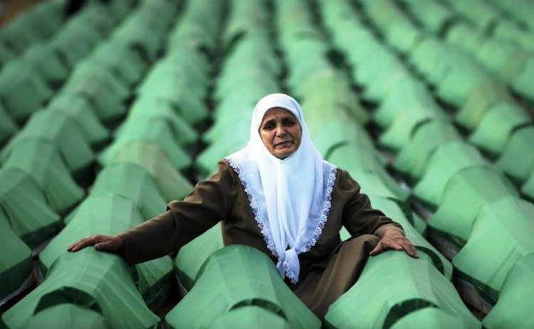 Srebrenitsa Soykırımını Anma Günü