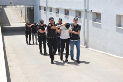 Adana'da narkotik operasyonunda 4 kilogramdan fazla madde ele geçirildi