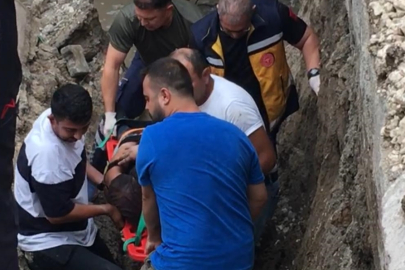 Mersin'de üzerine beton blok devrilen işçi yaralandı