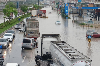 Ankara'da şiddetli yağışlar su baskınlarına yol açtı