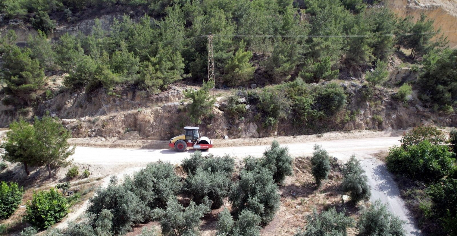 Akdeniz'de asfalt sorunu çözülüyor Sarıyıldız'dan 26 bin 535 metre yol müjdesi 2