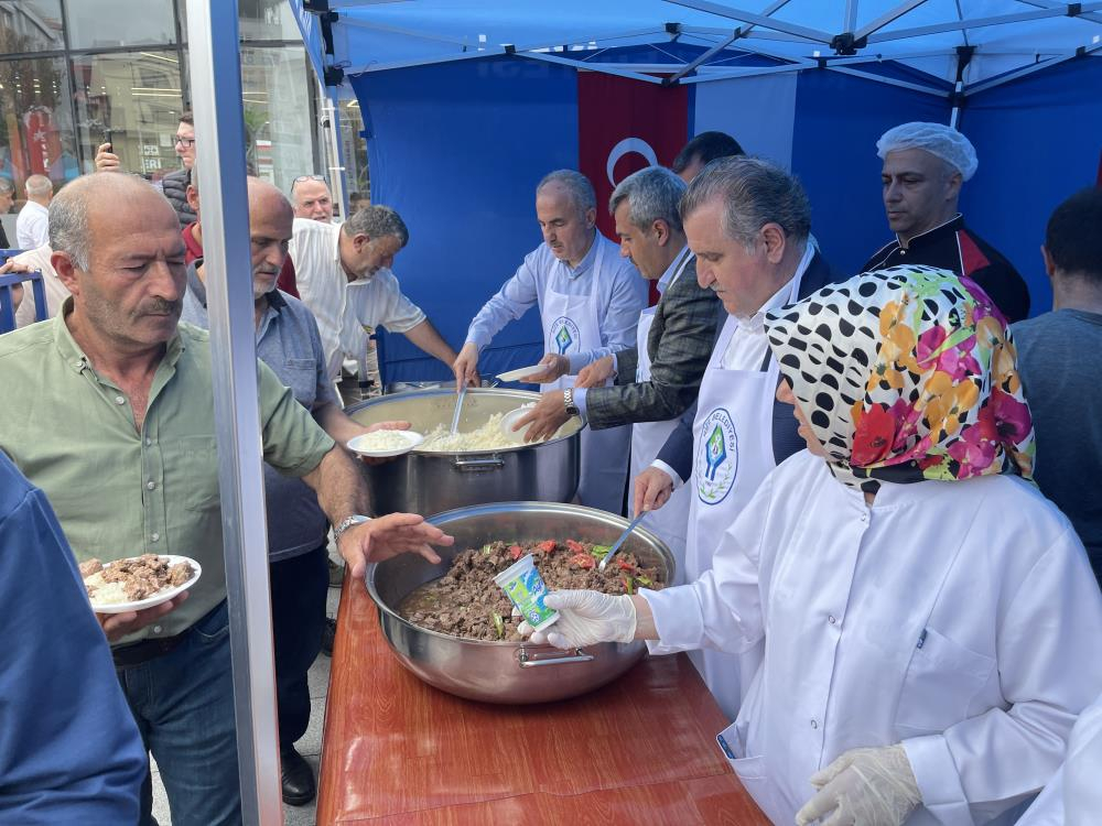 Gençlik ve Spor Bakanı Osman Aşkın Bak 