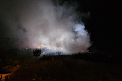 Sarıyer Balabandere Caddesi'nde çıkan yangın 9 saatlik çaba sonucu kontrol altına alındı