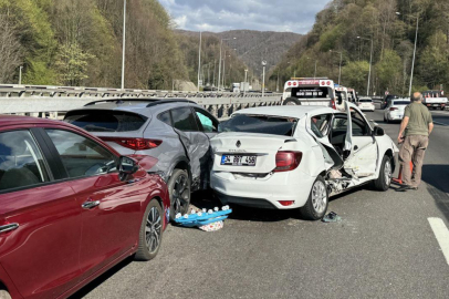 Bayram tatilinde trafik kazalarının bilançosu ağırlaştı: 7 günde 62 kişi yaşamını yitirdi, 8 bin 690 kişi yaralandı