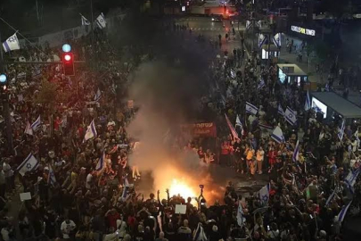 İsrail halkı ayaklandı, Tel Aviv caddeleri karıştı