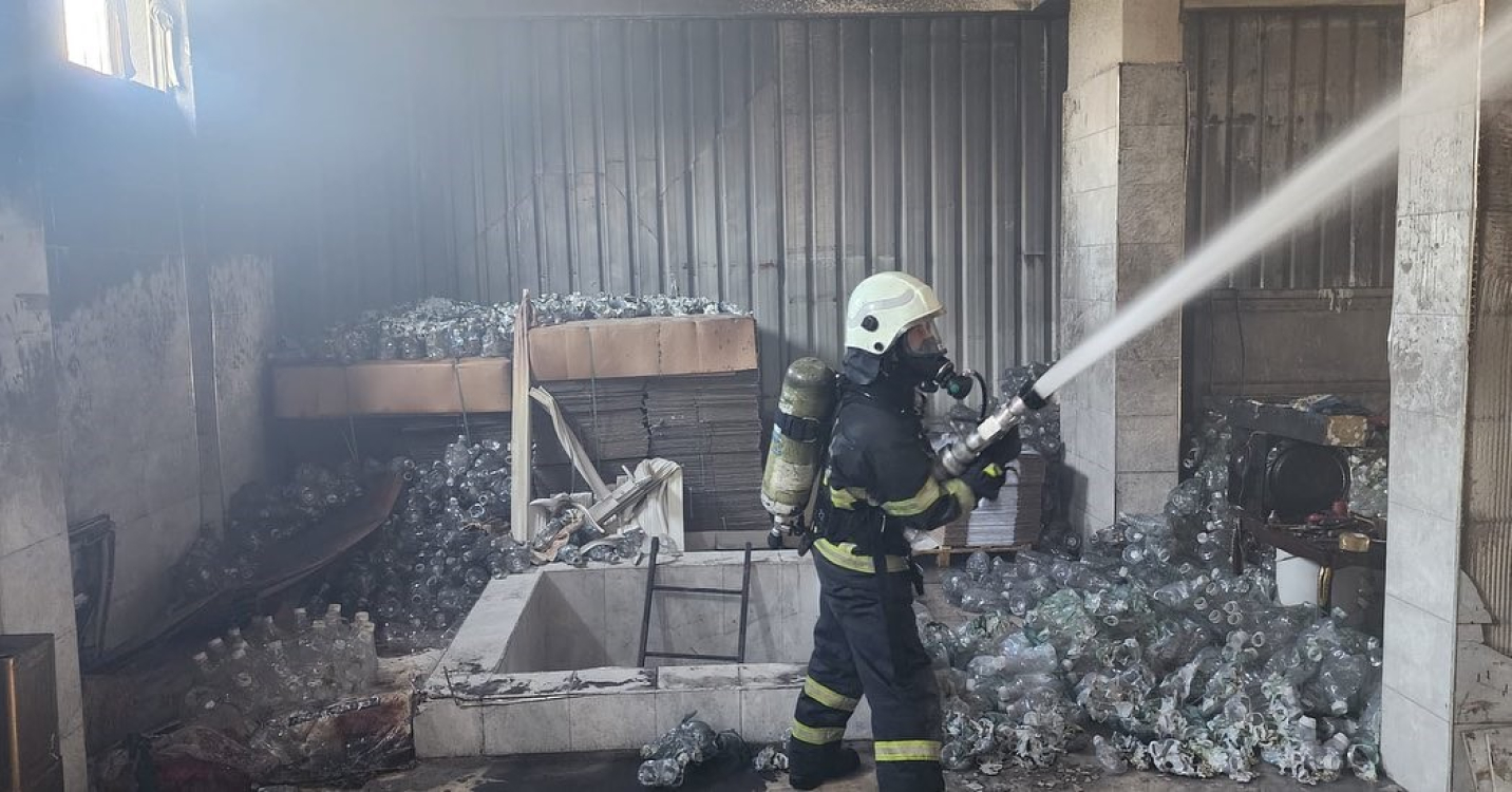 Hatay’da iş yerinde çıkan yangın maddi hasar oluştu