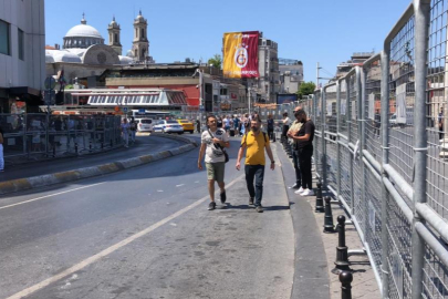 Taksim meydanı yaya girişine kapatıldı