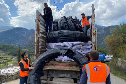 Antalya Büyükşehir Belediyesi, Akseki'deki Sinanhoca Mahallesi'ne sulama borusu desteği sağladı