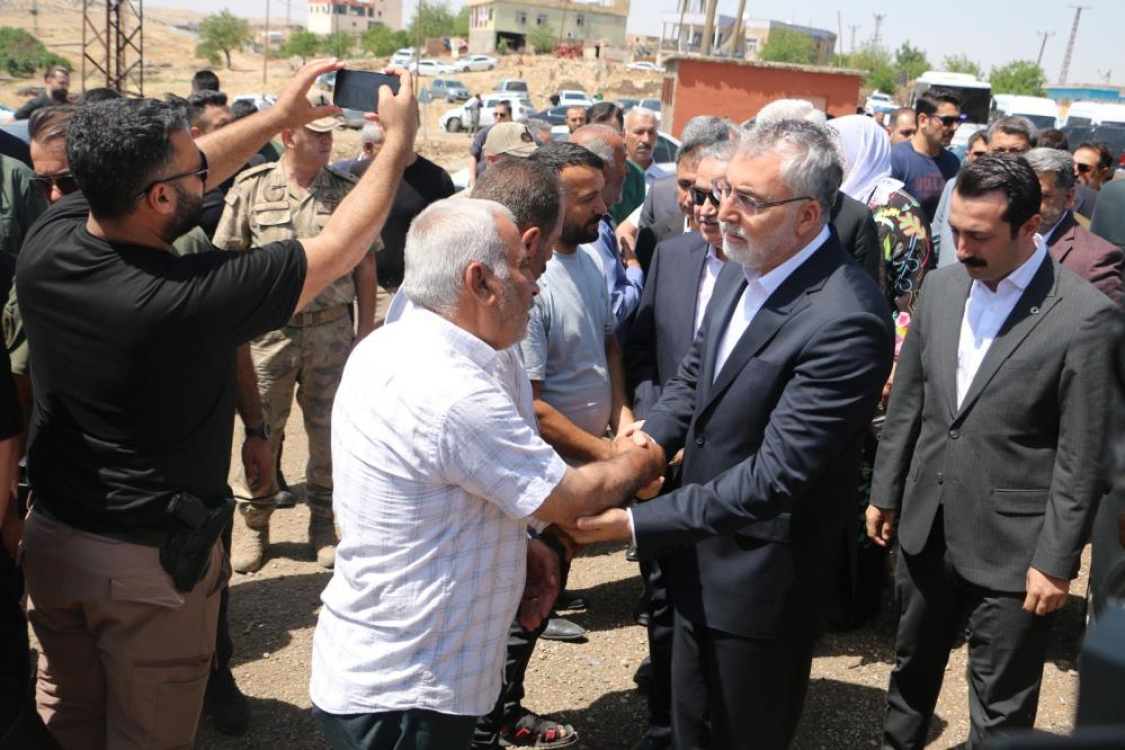 Çalışma ve Sosyal Güvenlik Bakanı Vedat Işıkhan