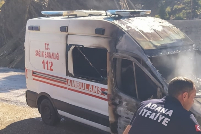 Adana'da ambulansta çıkan yangın söndürüldü