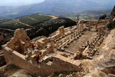 Mersin'in Ayasofya'sı Alahan Manastırı turistlerin ilgi odağı