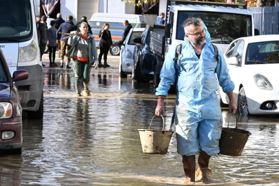 İtalya'da olumsuz hava koşulları, sel ve heyelanlara yol açtı