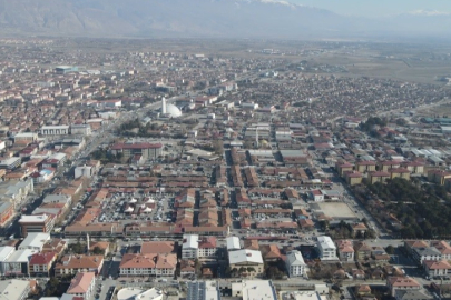 Erzincan’ın Tercan, Çayırlı ve Otlukbeli ilçelerinde kaymakam değişti