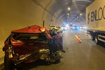 Niğde-Adana Otoyolu'nda trafik kazası: 4 yaralı