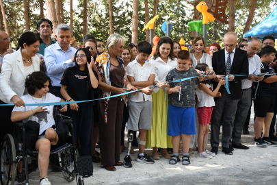 Çocuk İyilik Merkezi'nde oyun parkı açıldı