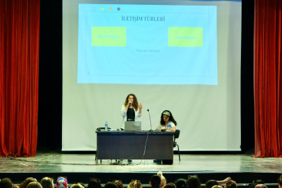 Adana'da çocuk hakları ve yerel yönetimlerle ilgili seminer verildi