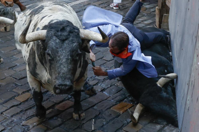 İspanya'da San Fermin Festivali'nde boğa koşusunda 6 kişi yaralandı