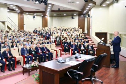 YÖK Başkanı Özvar: Devlet üniversitelerinde ikinci öğretim programları kapatılıyor