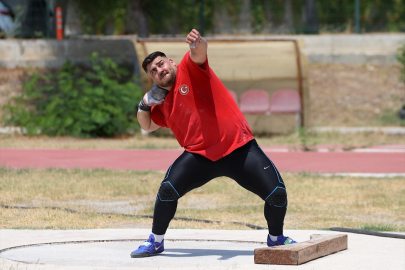 Milli atlet Muhammet, Paris 2024 Paralimpik Oyunları'nda kürsüye çıkmak istiyor