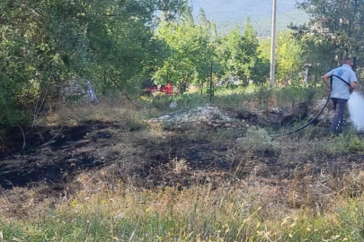 Domaniç'te makilik alanda çıkan yangın korkuttu