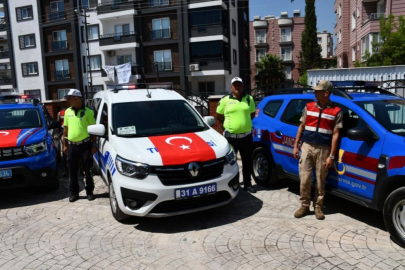 Hatay'da emniyet ve jandarmaya hibe edilen 9 araç hizmete girdi