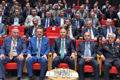 İçişleri Bakanı Yerlikaya, TOBB üyeleriyle istişare toplantısında bir araya geldi