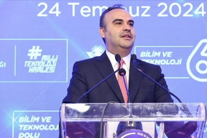 Bakan Kacır: Yenilenebilir enerji sistemlerinin ihtiyaç duyduğu tüm çipleri yerli ve milli olarak üreteceğiz