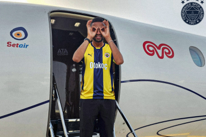 Fener'in yeni transferi En-Nesyri'yi taşıyan jet Sabiha Gökçen'e iniş yaptı