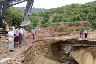 Konya'da sağanak yağış hayatı olumsuz etkiledi