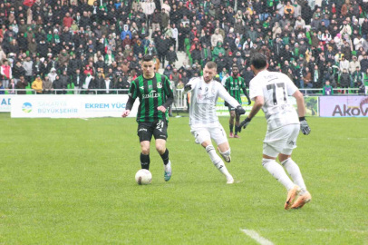 Beşiktaş, Sakaryaspor'u hazırlık maçında 2-1 yenerek galip geldi