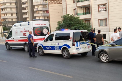 Kaldırımda ceset bulundu, polis cinayet şüphesiyle araştırma başlattı