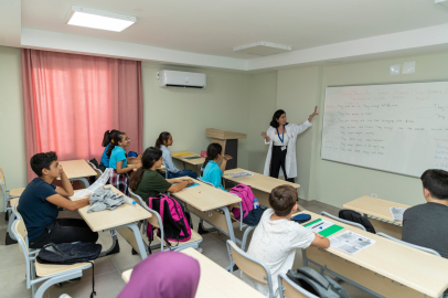 Mersin Büyükşehir Belediyesi'nin eğitim kursları başarı getirdi