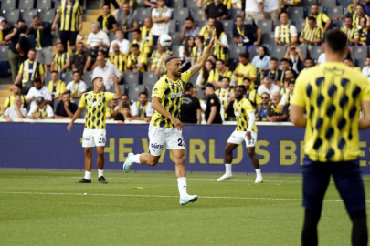 UEFA Şampiyonlar Ligi 2. Eleme Turu: Fenerbahçe: 0 - FC Lugano: 1 (İlk yarı)