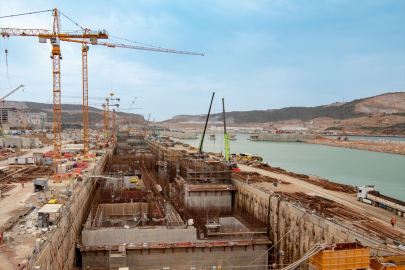 Akkuyu NGS'nin üçüncü ünitesinde pompa istasyonu temel plakasına beton döküldü