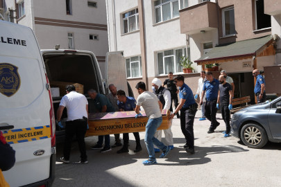 Polis memurunun şehit eden şahsın cenazesi morga kaldırıldı