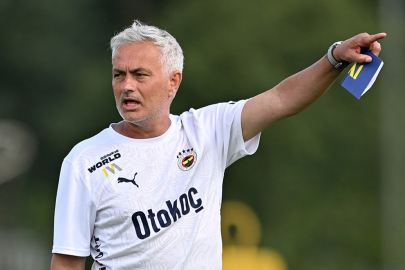 Mourinho: Şampiyonlar Ligi için savaşacağız!