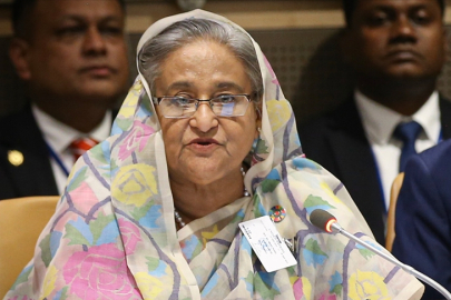 Bangladeş'ten helikopterle kaçan Başbakan Hasina için Hindistan zaman tanıyacak