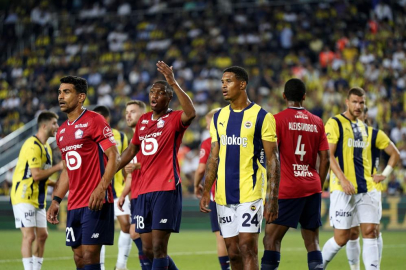 UEFA Şampiyonlar Ligi: Fenerbahçe: 0 - Lille: 0 (İlk yarı)