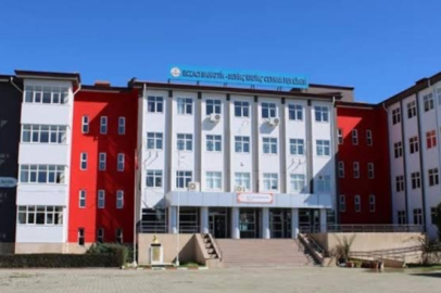 Ceyhan Fen Lisesi YKS'de büyük başarı gösterdi