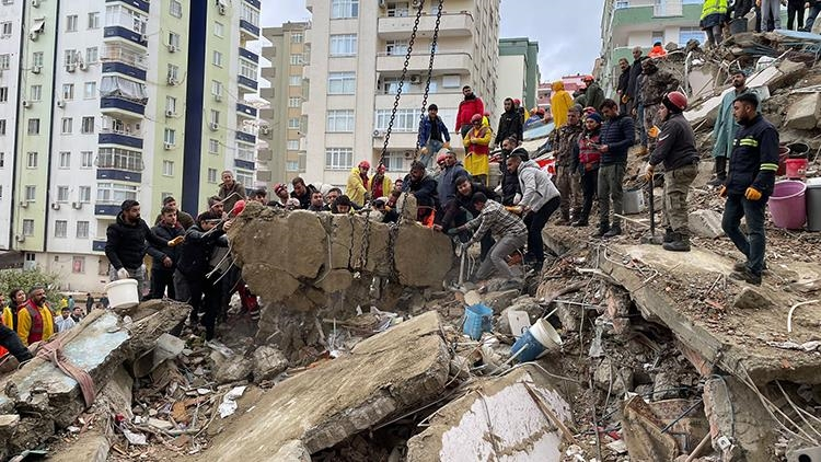 adana deprem