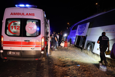 Aydın'da yolcu otobüsü yayaya çarptı, 1 ölü, 10 yaralı