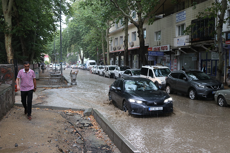 adana yağmur