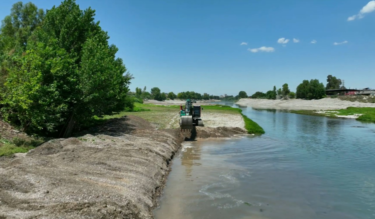 seyhan nehri dsi temizlik