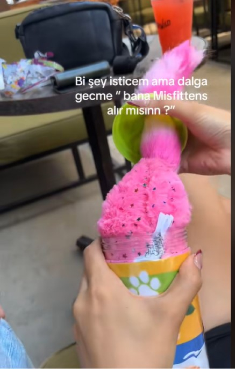 Misfittens peluş oyuncak 