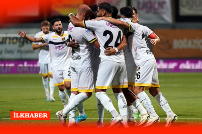 İstanbulspor, Şanlıurfaspor'u 3-0'la geçti